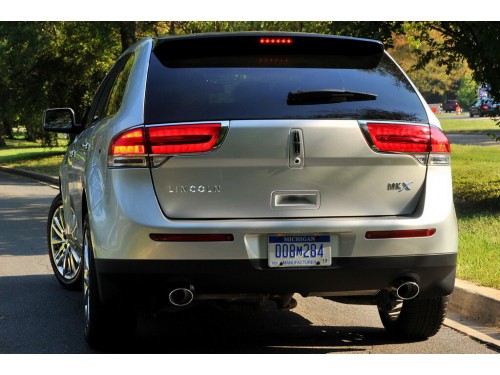 Характеристики автомобиля Lincoln MKX 3.7 AT AWD Elite (07.2010 - 03.2014): фото, вместимость, скорость, двигатель, топливо, масса, отзывы