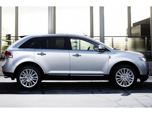 Характеристики автомобиля Lincoln MKX 3.7 AT Elite (07.2010 - 03.2014): фото, вместимость, скорость, двигатель, топливо, масса, отзывы