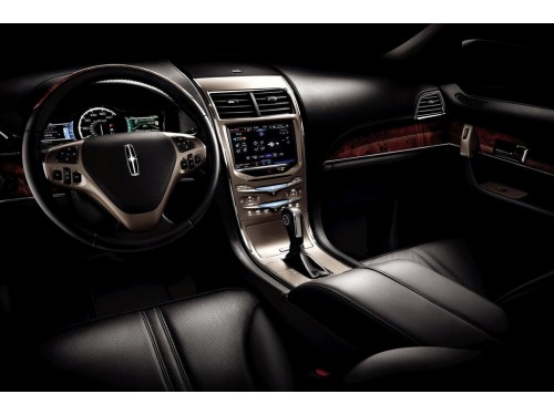 Характеристики автомобиля Lincoln MKX 3.7 AT Premium (07.2010 - 03.2014): фото, вместимость, скорость, двигатель, топливо, масса, отзывы