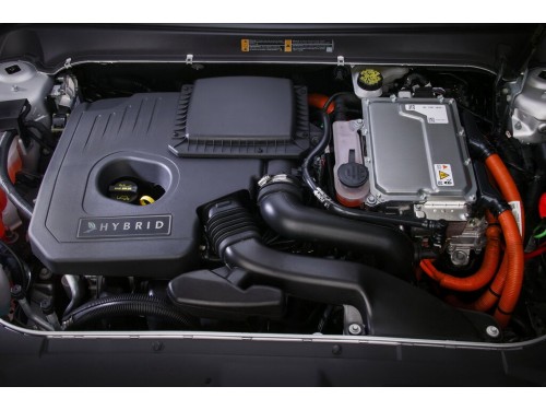 Характеристики автомобиля Lincoln MKZ 2.0T AT Reserve (10.2012 - 06.2016): фото, вместимость, скорость, двигатель, топливо, масса, отзывы