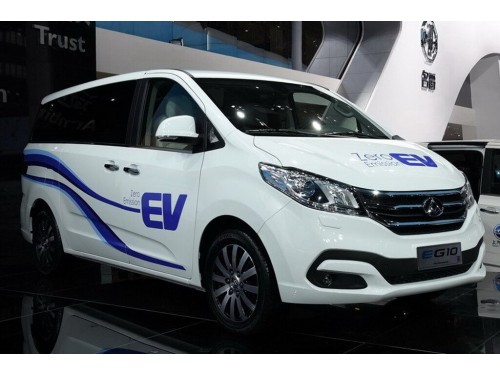 Характеристики автомобиля Maxus EG10 54 kWh Luxury Executive (03.2016 - 08.2018): фото, вместимость, скорость, двигатель, топливо, масса, отзывы
