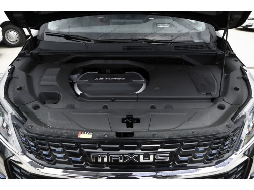 Характеристики автомобиля Maxus EUNIQ 5 61 kWh Comfort (05.2020 - 08.2020): фото, вместимость, скорость, двигатель, топливо, масса, отзывы