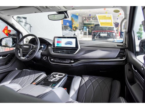 Характеристики автомобиля Maxus G20 Plus 2.0T AT Luxury Operating (03.2023 - н.в.): фото, вместимость, скорость, двигатель, топливо, масса, отзывы