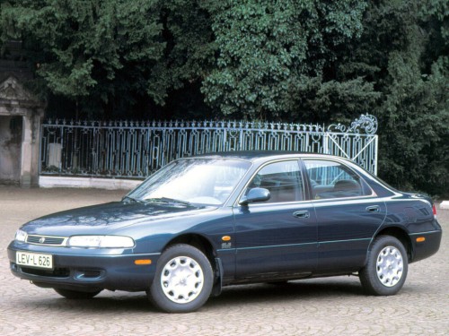 Характеристики автомобиля Mazda 626 1.8 MT GLX (08.1991 - 04.1997): фото, вместимость, скорость, двигатель, топливо, масса, отзывы