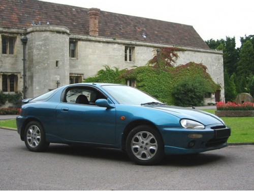 Характеристики автомобиля Mazda Autozam AZ-3 1.5 Si (06.1991 - 08.1993): фото, вместимость, скорость, двигатель, топливо, масса, отзывы