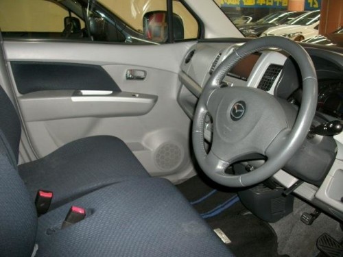Характеристики автомобиля Mazda AZ-Wagon 660 XF (09.2008 - 07.2010): фото, вместимость, скорость, двигатель, топливо, масса, отзывы