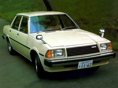 Характеристики автомобиля Mazda Capella 1800 GL (10.1978 - 08.1980): фото, вместимость, скорость, двигатель, топливо, масса, отзывы