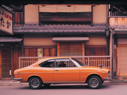 Характеристики автомобиля Mazda Capella 1500 (10.1971 - 01.1974): фото, вместимость, скорость, двигатель, топливо, масса, отзывы