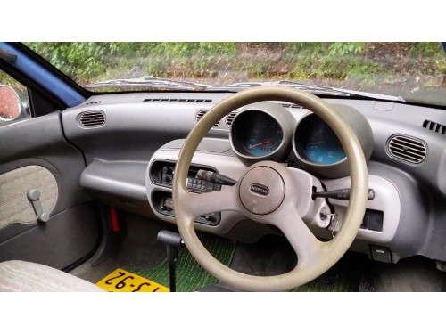 Характеристики автомобиля Mazda Carol 660 e custom (08.1992 - 09.1995): фото, вместимость, скорость, двигатель, топливо, масса, отзывы