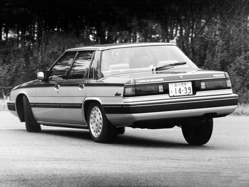 Характеристики автомобиля Mazda Cosmo 1.1 GS-X (10.1983 - 08.1984): фото, вместимость, скорость, двигатель, топливо, масса, отзывы