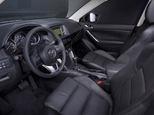 Характеристики автомобиля Mazda CX-5 2.0 AT Sport (01.2012 - 01.2015): фото, вместимость, скорость, двигатель, топливо, масса, отзывы