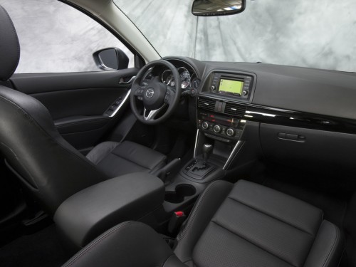 Характеристики автомобиля Mazda CX-5 2.5 AT Touring (01.2013 - 05.2014): фото, вместимость, скорость, двигатель, топливо, масса, отзывы