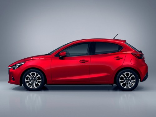 Характеристики автомобиля Mazda Demio 1.3 13S Urban Stylish Mode 4WD (01.2016 - 10.2016): фото, вместимость, скорость, двигатель, топливо, масса, отзывы