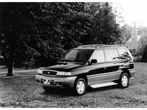 Характеристики автомобиля Mazda Efini MPV 2.5DT Granz type G-Four (10.1995 - 10.1997): фото, вместимость, скорость, двигатель, топливо, масса, отзывы