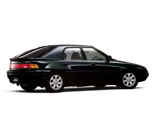 Характеристики автомобиля Mazda Familia 1.5 Astina DOHC (06.1990 - 12.1990): фото, вместимость, скорость, двигатель, топливо, масса, отзывы