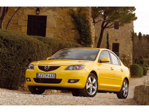 Характеристики автомобиля Mazda Mazda3 1.6 CD MT Active (06.2005 - 06.2006): фото, вместимость, скорость, двигатель, топливо, масса, отзывы
