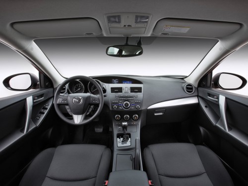 Характеристики автомобиля Mazda Mazda3 1.6 MT Prime-Line (11.2011 - 10.2013): фото, вместимость, скорость, двигатель, топливо, масса, отзывы