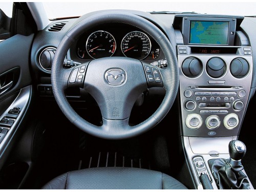 Характеристики автомобиля Mazda Mazda6 1.8 MT Exclusive (06.2005 - 08.2007): фото, вместимость, скорость, двигатель, топливо, масса, отзывы
