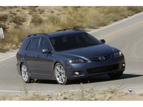 Характеристики автомобиля Mazda Mazda6 3.0s AT (12.2005 - 09.2006): фото, вместимость, скорость, двигатель, топливо, масса, отзывы