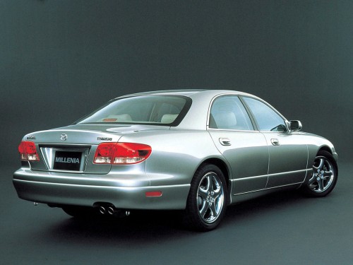 Характеристики автомобиля Mazda Millenia 2.5 25M luxury package (07.2000 - 09.2002): фото, вместимость, скорость, двигатель, топливо, масса, отзывы