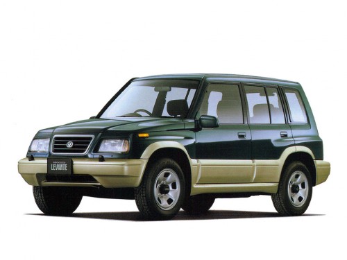 Характеристики автомобиля Mazda Proceed Levante 2.0 (02.1996 - 10.1997): фото, вместимость, скорость, двигатель, топливо, масса, отзывы
