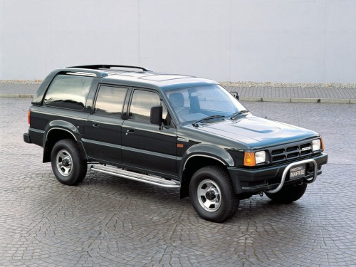 Характеристики автомобиля Mazda Proceed Marvie 2.6 Marvie (03.1992 - 02.1996): фото, вместимость, скорость, двигатель, топливо, масса, отзывы