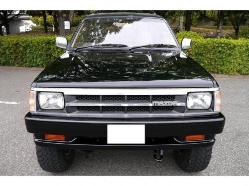Характеристики автомобиля Mazda Proceed Marvie 2.6 Marvie (03.1992 - 02.1996): фото, вместимость, скорость, двигатель, топливо, масса, отзывы