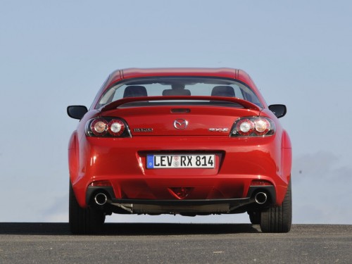 Характеристики автомобиля Mazda RX-8 1.3 MT Renesis (10.2009 - 12.2010): фото, вместимость, скорость, двигатель, топливо, масса, отзывы