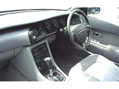 Характеристики автомобиля Mazda Sentia 2.5 25 type J (01.1994 - 09.1995): фото, вместимость, скорость, двигатель, топливо, масса, отзывы