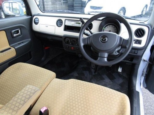 Характеристики автомобиля Mazda Spiano 660 SS (09.2003 - 09.2004): фото, вместимость, скорость, двигатель, топливо, масса, отзывы