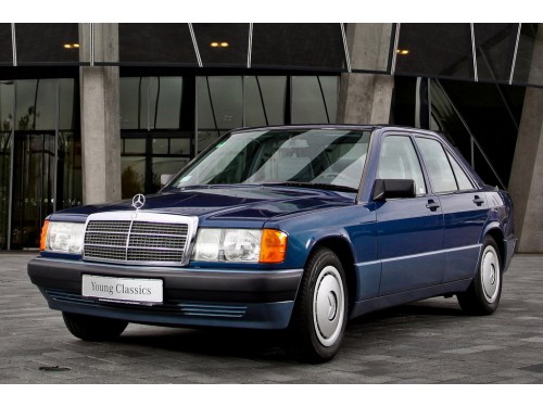 Характеристики автомобиля Mercedes-Benz 190 190 D 2.0 MT (09.1988 - 02.1989): фото, вместимость, скорость, двигатель, топливо, масса, отзывы