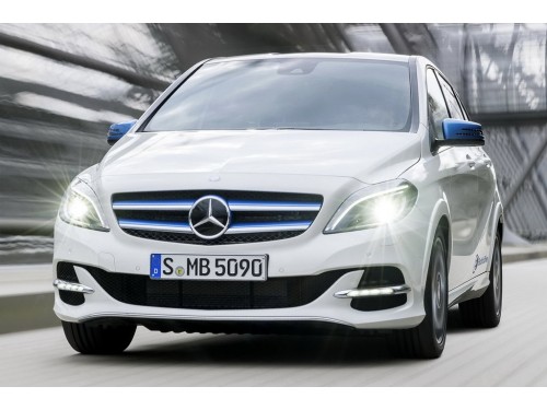 Характеристики автомобиля Mercedes-Benz B-Class B 160 MT Style Line (08.2015 - 12.2018): фото, вместимость, скорость, двигатель, топливо, масса, отзывы