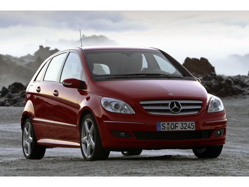 Характеристики автомобиля Mercedes-Benz B-Class B 150 MT (03.2005 - 04.2011): фото, вместимость, скорость, двигатель, топливо, масса, отзывы
