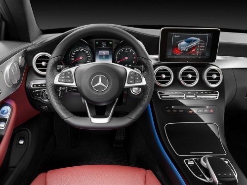 Характеристики автомобиля Mercedes-Benz C-Class C 63 AMG (11.2015 - 08.2018): фото, вместимость, скорость, двигатель, топливо, масса, отзывы
