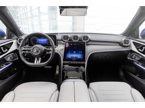 Характеристики автомобиля Mercedes-Benz C-Class AMG C 43 4MATIC (05.2022 - н.в.): фото, вместимость, скорость, двигатель, топливо, масса, отзывы