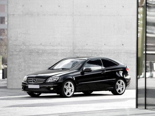 Характеристики автомобиля Mercedes-Benz CLC-Class CLC 230 AT Особая Серия (03.2008 - 11.2011): фото, вместимость, скорость, двигатель, топливо, масса, отзывы