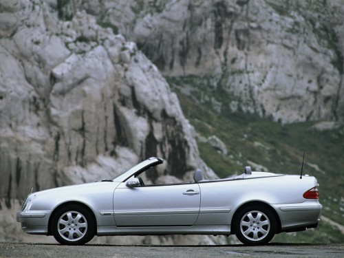 Характеристики автомобиля Mercedes-Benz CLK-Class CLK 200 Kompressor AT Elegance (06.1998 - 05.2000): фото, вместимость, скорость, двигатель, топливо, масса, отзывы