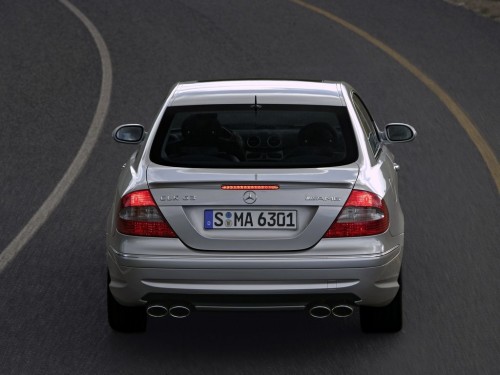 Характеристики автомобиля Mercedes-Benz CLK-Class CLK 200K MT (05.2006 - 02.2009): фото, вместимость, скорость, двигатель, топливо, масса, отзывы