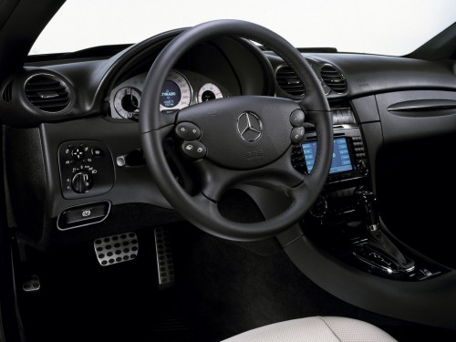Характеристики автомобиля Mercedes-Benz CLK-Class CLK 320 CDI AT Avantgarde (05.2005 - 03.2010): фото, вместимость, скорость, двигатель, топливо, масса, отзывы