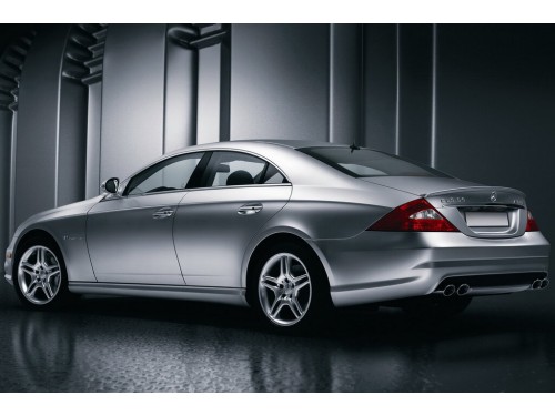 Характеристики автомобиля Mercedes-Benz CLS-Class CLS 500 AT (08.2005 - 03.2006): фото, вместимость, скорость, двигатель, топливо, масса, отзывы