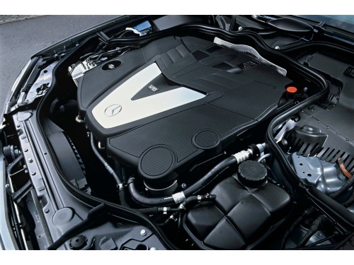 Характеристики автомобиля Mercedes-Benz E-Class E 200 Kompressor MT Classic (03.2003 - 08.2006): фото, вместимость, скорость, двигатель, топливо, масса, отзывы