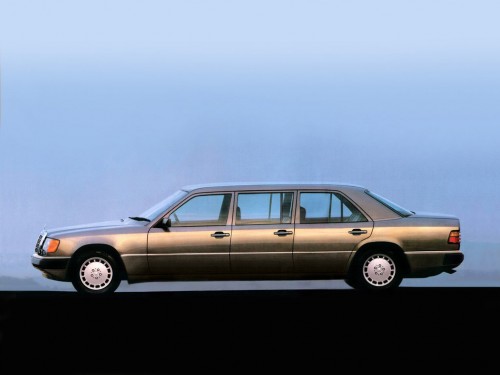 Характеристики автомобиля Mercedes-Benz E-Class 280 E MT Base (11.1992 - 07.1993): фото, вместимость, скорость, двигатель, топливо, масса, отзывы