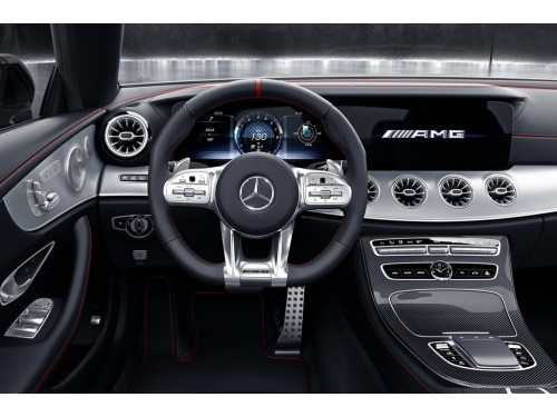 Характеристики автомобиля Mercedes-Benz E-Class E 300 AТ AMG Line (07.2016 - 05.2020): фото, вместимость, скорость, двигатель, топливо, масса, отзывы
