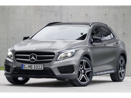 Характеристики автомобиля Mercedes-Benz GLA-Class GLA 180 MT AMG Line (02.2015 - 01.2017): фото, вместимость, скорость, двигатель, топливо, масса, отзывы