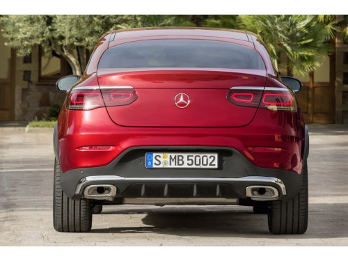 Характеристики автомобиля Mercedes-Benz GLC Coupe GLC 300d 4MATIC AT Sport (05.2019 - 03.2022): фото, вместимость, скорость, двигатель, топливо, масса, отзывы