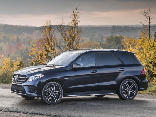 Характеристики автомобиля Mercedes-Benz GLE AMG GLE 43 4MATIC (05.2016 - 06.2017): фото, вместимость, скорость, двигатель, топливо, масса, отзывы