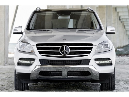 Характеристики автомобиля Mercedes-Benz M-Class ML 350 BlueTEC AT 4MATIC (07.2011 - 10.2015): фото, вместимость, скорость, двигатель, топливо, масса, отзывы