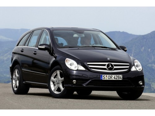 Характеристики автомобиля Mercedes-Benz R-Class R 350 CDI L 4MATIC AT Grand Edition (05.2009 - 03.2010): фото, вместимость, скорость, двигатель, топливо, масса, отзывы