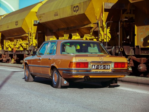 Характеристики автомобиля Mercedes-Benz S-Class 280 SEL AT (04.1978 - 09.1980): фото, вместимость, скорость, двигатель, топливо, масса, отзывы