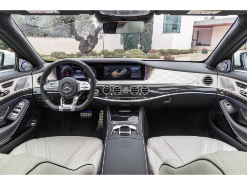 Характеристики автомобиля Mercedes-Benz S-Class S 600 (07.2017 - 08.2020): фото, вместимость, скорость, двигатель, топливо, масса, отзывы
